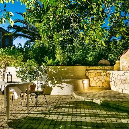 Lejlighed Spacious Apartment With Sea View In Tzamarelata - 90 M² *