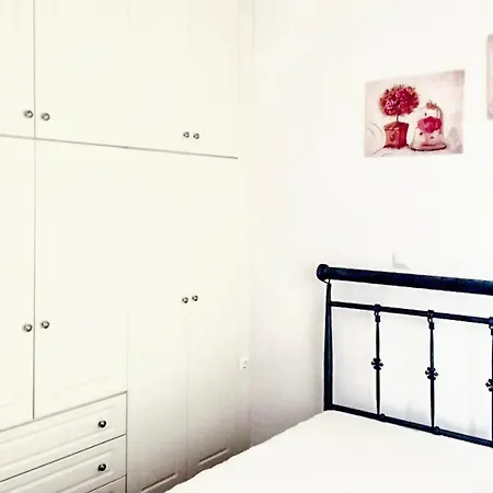 Spacious Apartment With Sea View In Tzamarelata - 90 M² Lejlighed